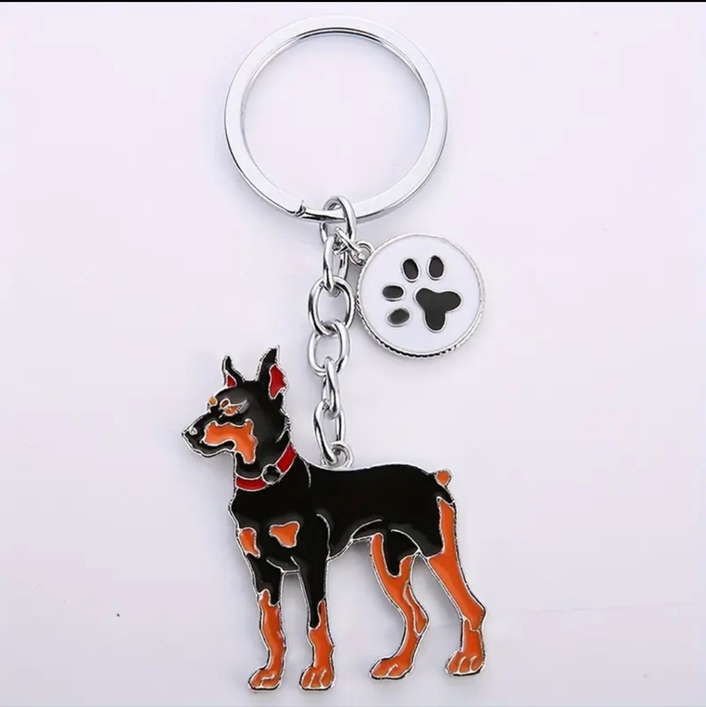 NEW! Enamel Doberman + Pawprint 🐾 Keychain/Bag 👜🎒Charm - 🐕 🎁